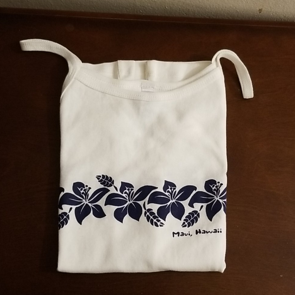 White Bella tank top Size M Cotton Maui Hawaii